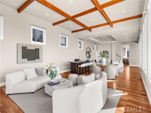 1076  Skyline   Drive, Laguna Beach, CA