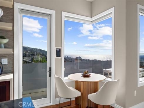 1076  Skyline   Drive, Laguna Beach, CA