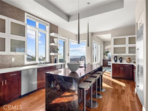 1076  Skyline   Drive, Laguna Beach, CA