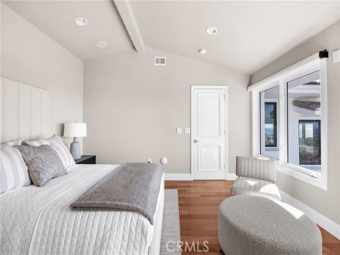 1076  Skyline   Drive, Laguna Beach, CA