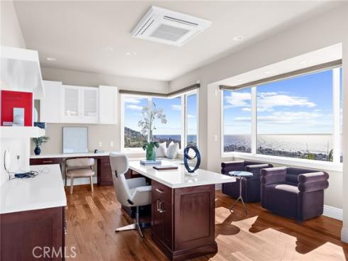 1076  Skyline   Drive, Laguna Beach, CA