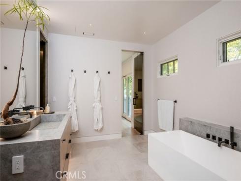 1  Stickley   Drive, Laguna Beach, CA