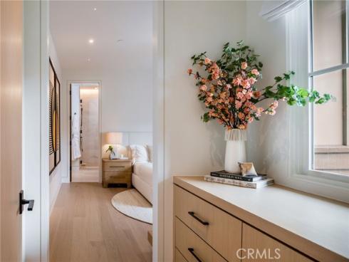 1  Stickley   Drive, Laguna Beach, CA