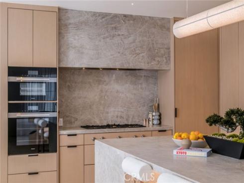 1  Stickley   Drive, Laguna Beach, CA