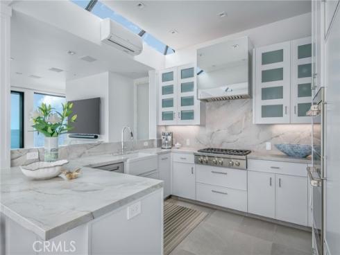 1715 Ocean Way, Laguna Beach, CA