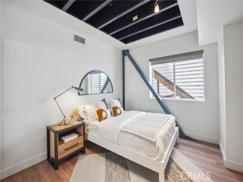 686  Diamond Street  , Laguna Beach, CA