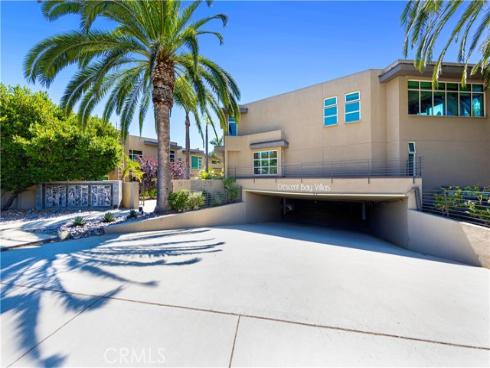 1569 N Coast  3  Highway, Laguna Beach, CA