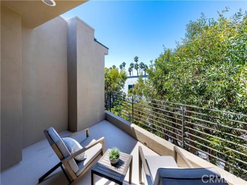 1569 N Coast  3  Highway, Laguna Beach, CA