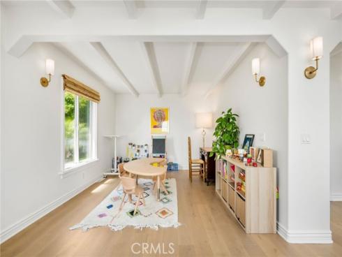 1071  Oro   Street, Laguna Beach, CA