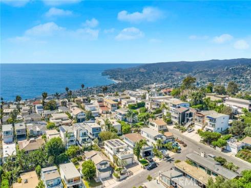 1071  Oro   Street, Laguna Beach, CA