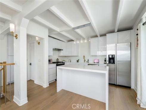 1071  Oro   Street, Laguna Beach, CA