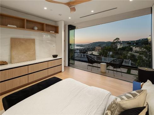 840  Gainsborough  , Laguna Beach, CA