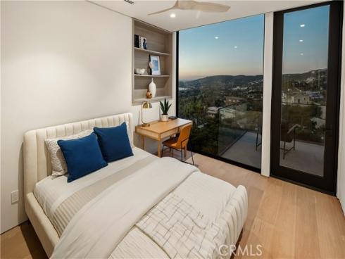 840  Gainsborough  , Laguna Beach, CA