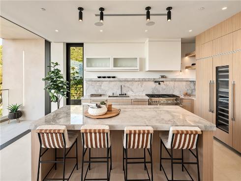 840  Gainsborough  , Laguna Beach, CA