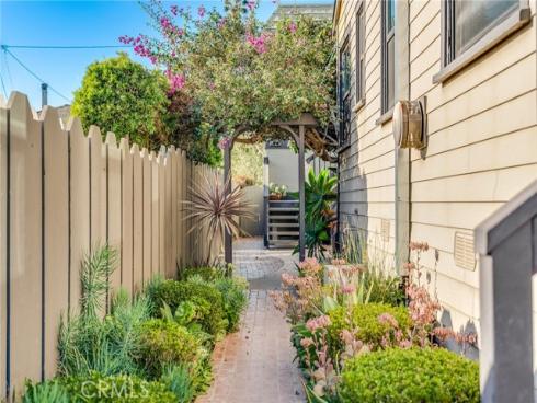 252  Chiquita  , Laguna Beach, CA