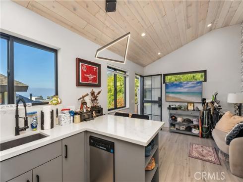 31502  Mar Vista  , Laguna Beach, CA