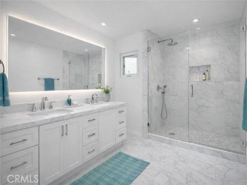 2 N Vista De La Luna  , Laguna Beach, CA