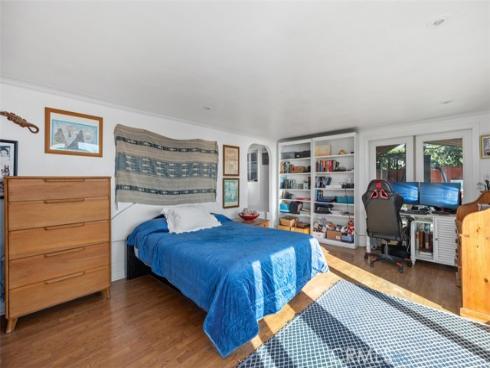 2 N Vista De La Luna  , Laguna Beach, CA