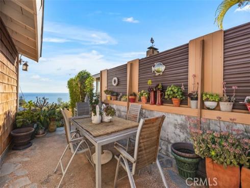 2 N Vista De La Luna  , Laguna Beach, CA