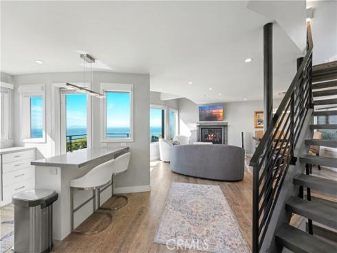 2590  Iris  , Laguna Beach, CA