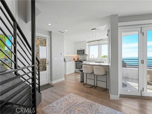 2590  Iris  , Laguna Beach, CA