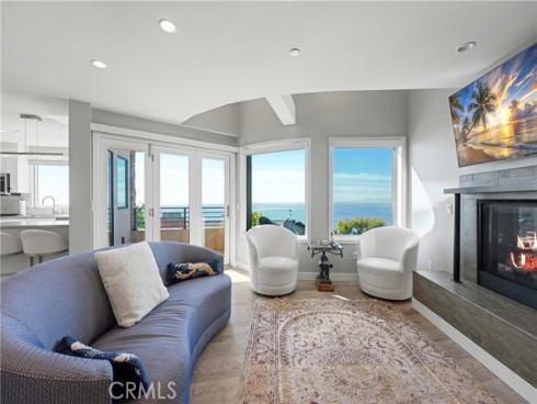 2590  Iris  , Laguna Beach, CA