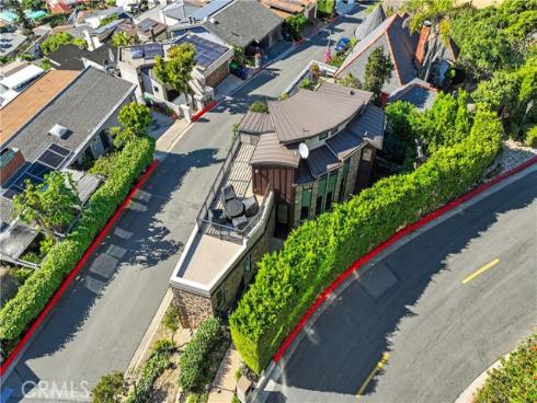 2590  Iris  , Laguna Beach, CA