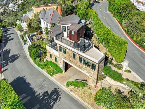 2590  Iris  , Laguna Beach, CA