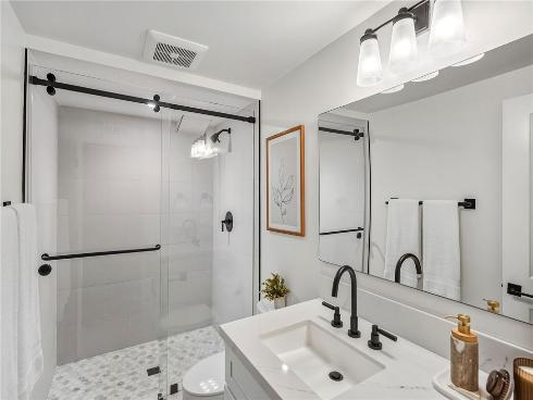 1373 N Coast   Highway, Laguna Beach, CA