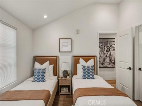 1373 N Coast   Highway, Laguna Beach, CA