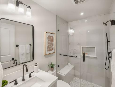 1373 N Coast   Highway, Laguna Beach, CA