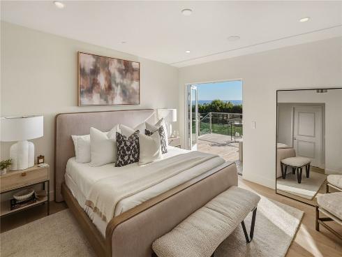 1371 N Coast   Highway, Laguna Beach, CA