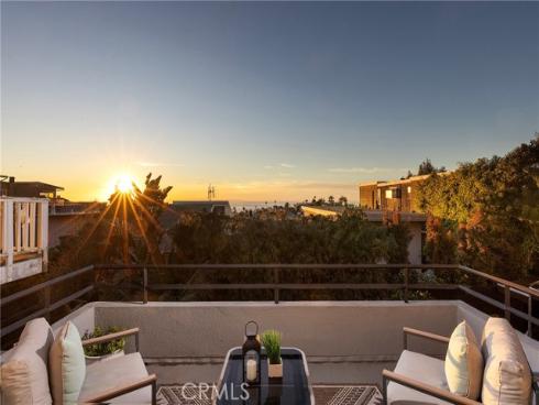 1077  Tia Juana  , Laguna Beach, CA