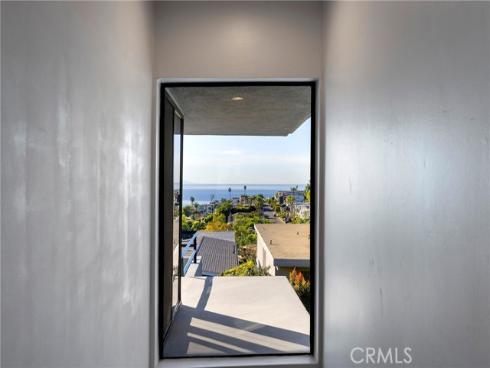 1077  Tia Juana  , Laguna Beach, CA