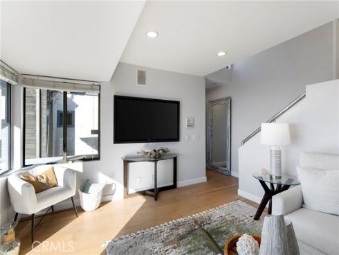 1077  Tia Juana  , Laguna Beach, CA