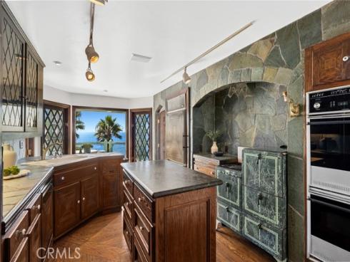 31971  Coast Highway  , Laguna Beach, CA