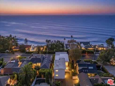 2442 S Coast Highway  3 , Laguna Beach, CA