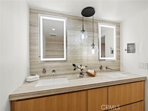 31423 S Coast Hwy  57 , Laguna Beach, CA