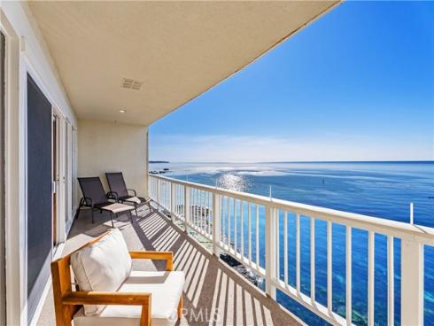 631  Cliff Dr.  A-15 , Laguna Beach, CA