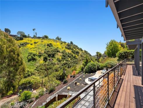 1435  Cerritos   Drive, Laguna Beach, CA