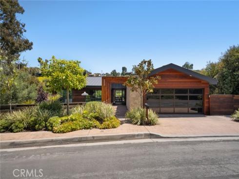 1435  Cerritos   Drive, Laguna Beach, CA
