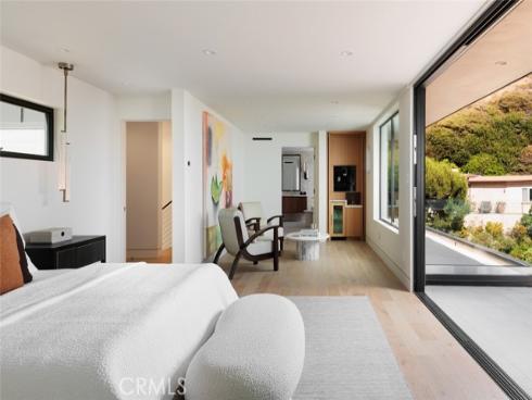 1105  Skyline   Drive, Laguna Beach, CA