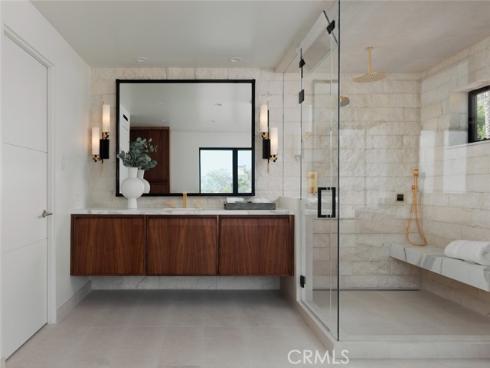 1105  Skyline   Drive, Laguna Beach, CA