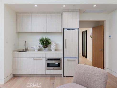 1105  Skyline   Drive, Laguna Beach, CA