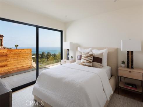 1105  Skyline   Drive, Laguna Beach, CA