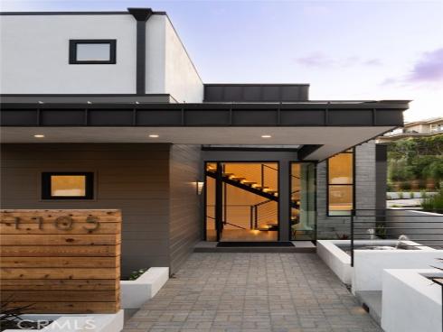 1105  Skyline   Drive, Laguna Beach, CA