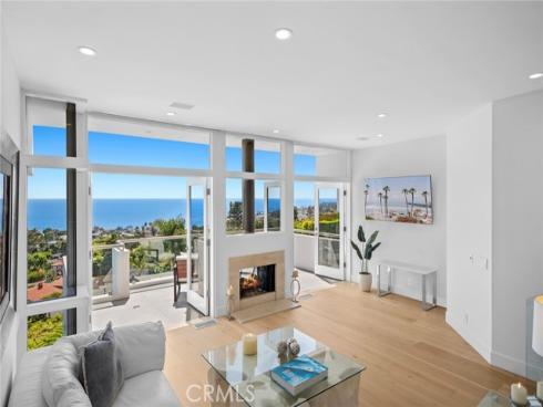 1061  Skyline   Drive, Laguna Beach, CA