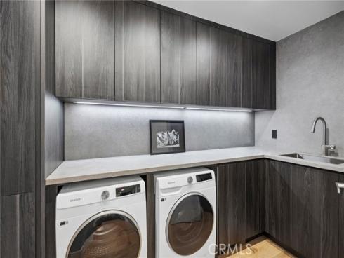 1061  Skyline   Drive, Laguna Beach, CA