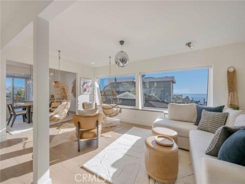 274  Grandview  , Laguna Beach, CA