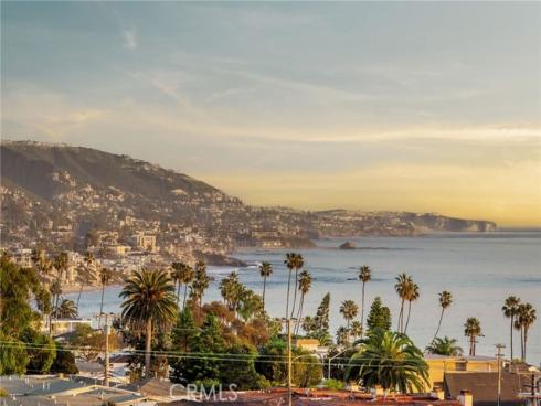 274  Grandview  , Laguna Beach, CA